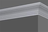 Как смонтировать потолочный плинтус?