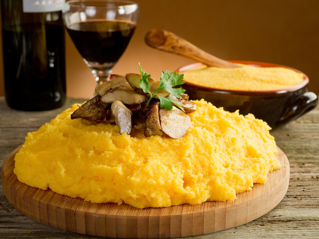 Молдавская мамалыга Молдавская мамалыга